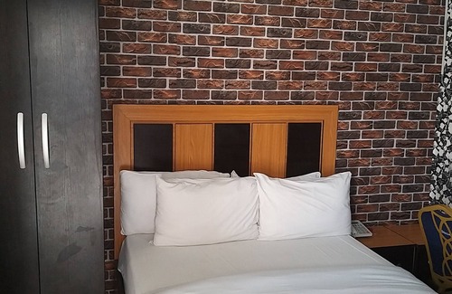 Surulere Hotel | Mitos Luxury Suites