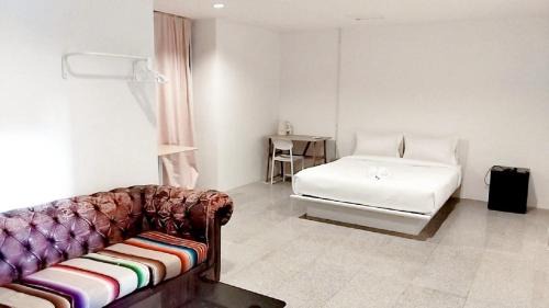 Ploenchit Apartamento | Mitr INN Sukhumvit 2 - BTS Nana