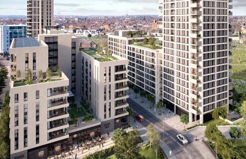 College Park and Old Oak Apartamento | Mitre Picasso by Artsy