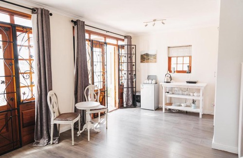 Koelenhof Apartamento | Mitre's Edge Vineyard Studio