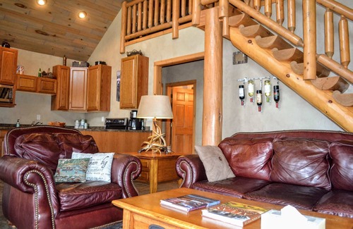 Lac du Flambeau Cabina | Mitten Lake Hideaway