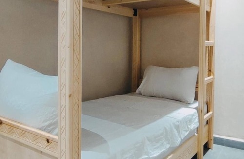 Bouvet Island Cama Y Desayuno | Mixed Dormitory Room - Surf Camp Tamraght