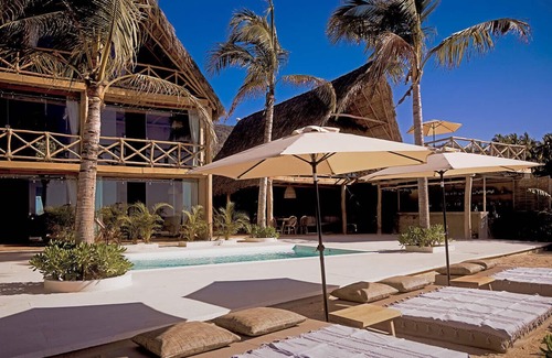 Quimixto Villa | Mixto Villa