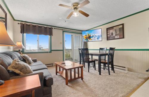 Snowshoe Apartamento | ML240 Wonderful Mountain View Close To Slopes EZ Parking WiFi