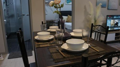 Downtown Kota Kinabalu Apartamento | MLH Designer Suites @ Jesselton Quay CityPads