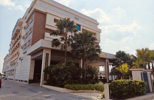 Enathur Hotel | MM Legacy - A Bergamont Hotel, Kanchipuram