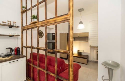 Parella Apartamento | MM Pozzo Strada! Cozy Two Bedroom Apartment x4 & Balcony