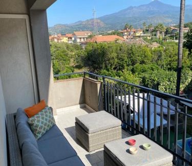 Aci Sant'Antonio Apartamento | MMBook Casa Gebel Etna View
