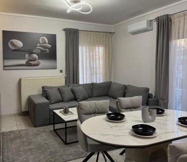 Neoi Epivates Apartamento | Mnēmes Apartment