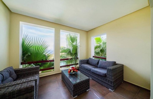 Mnar Apartamento | Mnar Castle 2 Pers in 2 Rooms APT Sea View