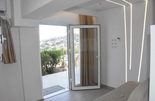 Salamis Casa | MNS Marvelous Nirvana Seascape, Creativity