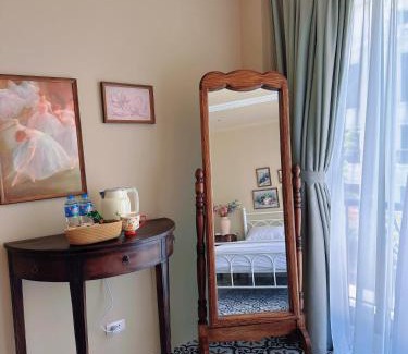 Long Hung Casa | Mơ Mơ Cottage - The Rosie