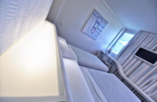 Olgiate Olona Hotel | MO.OM Hotel