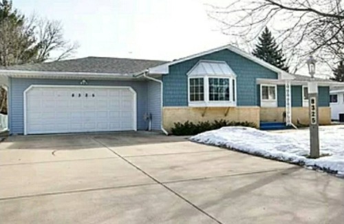 East Bloomington Casa | MOA, Walmart and Airport area