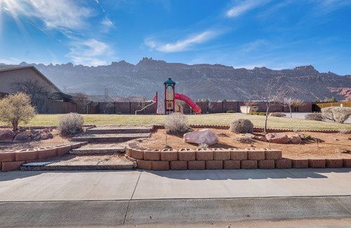 Moab South Valley Cabaña | Moab Retreat: 10 Mi to Arches National Park!