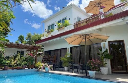 Basdiot Casa | Moalboal LRS Lovers Nest