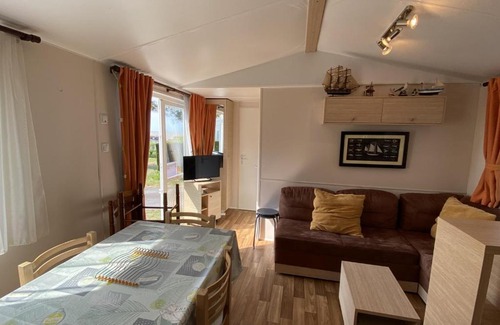 Fouras Casa | Mobil-home à Fouras : Proche Plage, 2 Chambres, TV, Plancha, Parking, Idéal Famille - FR-1-709-58