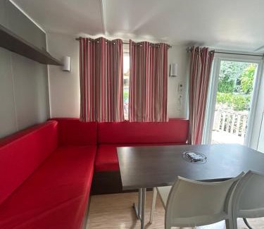 Rustrel Otro | mobil home AU SOLEIL