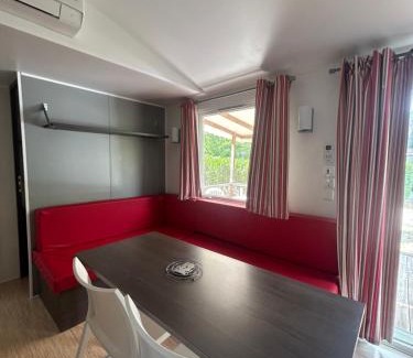 Rustrel Otro | mobil home AU SOLEIL