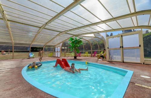 Saint-Julien-des-Landes Otro | Mobil Home XXL2 4 chambres - Camping Château la Forêt