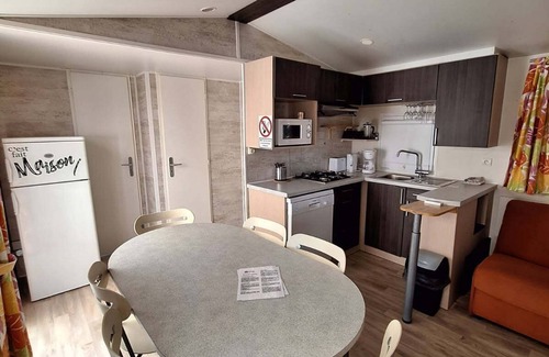Villeneuve-les-Maguelone Casa | Mobile home sleeps 6