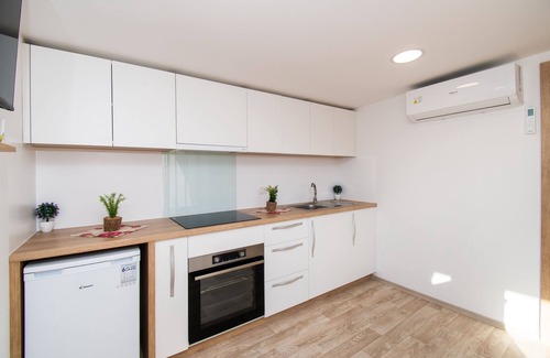 Tisno Casa | Mobile home Banovi dvori (88891-K1) - Tisno - island Murter