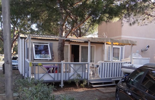 Giens Alquiler De RV | Mobile Home la Capte' cerca de la playa con terraza y Wi-Fi