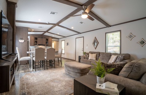 Royal Casa | Mobile Home W-4 at Safe Harbor Brady Mountain on Lake Ouachita!