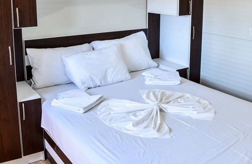 Bregvija Hotel | Mobile Homes Giovanni's beach Copacabana
