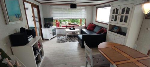 Onderdijk Apartamento | Mobilheim für 3 Personen 1 Kind ca 38 qm in Wervershoof, Nordholland Ijsselmeer