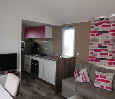 Montreuil-sur-Ille Chalet De Esquí | mobilhome à la mer