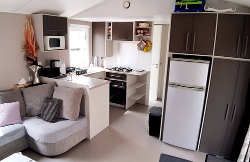 Onzain Casa | Mobilhome INTUITION pond view, 4 *, near Beauval Zoo and Loire castles