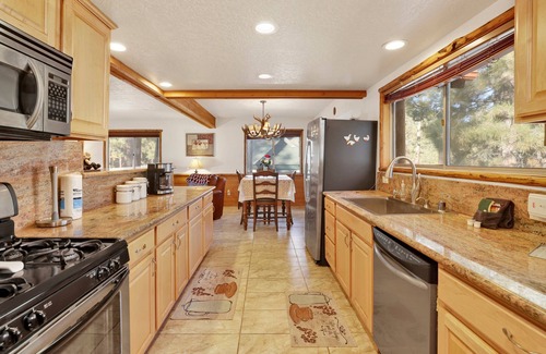 Big Bear Lake Chalet De Esquí | Mockingbird in Moonlight #2527