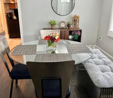 Downtown Rochester Apartamento | Mod Abode 2 bdrm Highland UofR Downtown