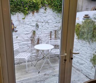 Cork Casa | Model Cottages