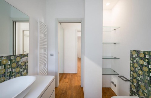 Buon Pastore-Sant'Agnese-San Damaso Apartamento | Modena City Lux near Policlinico