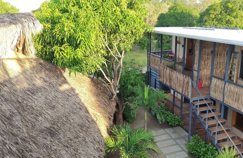 Saladita Condominio | Modern Sustainable Surf Shack - La Saladita