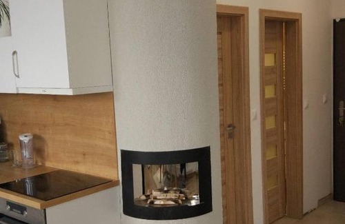 Presov Apartamento | Moderný apartmán s krbom a klimatizáciou