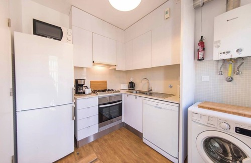 Campo Grande Apartamento | Comfortable flat in Campo Pequeno, 8mins to metro