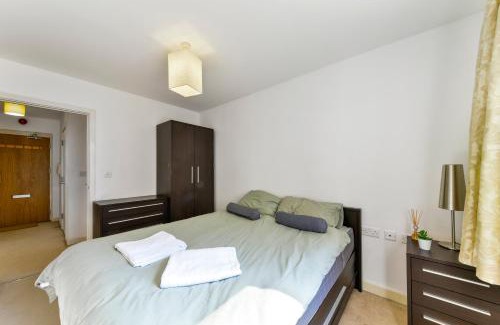 Bow Apartamento | Modern 1 bed apartment in Bow- Free parking