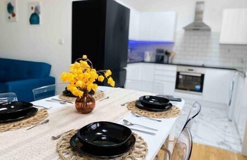 Tokyngton Apartamento | Modern 1-Bed Apt 30min to Central London & Parking