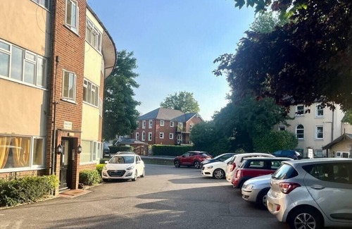 Bray on Thames Apartamento | Modern 1 Bedroom Apt in Maidenhead nr River Thames