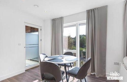 Whittington Apartamento | Modern 1 bedroom apartment with parking in Colindale, London
