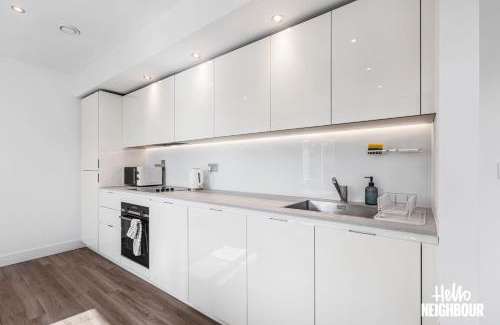 Whittington Apartamento | Modern 1 bedroom apartment with parking in Colindale, London