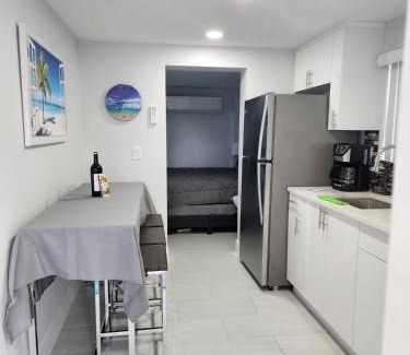 Delray Beach Apartamento | Modern 1 bedroom Vacation apartment with Pool C
