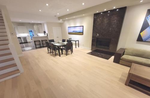 Cardozo Casa | Modern 1 block from Metro subway Minutes to Capital, Museums and National Mall
