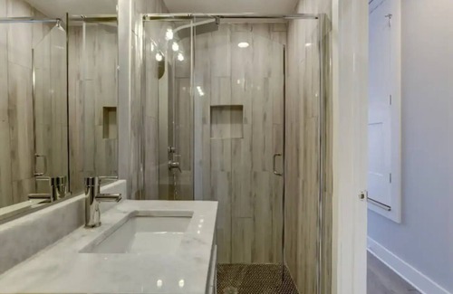 H Street Corridor Apartamento | Modern 1-BR/1-BA near Capitol Hill - U3