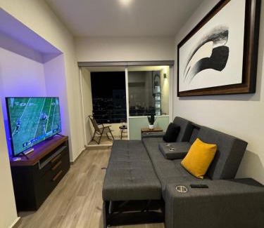 Guadalajara Municipality Apartamento | Modern 12th-Floor Penthouse w 2 Balconies & City Views