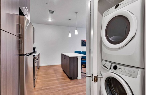 Jewell Heights - Hoffman Heights Apartamento | Legacy Unit - 1BR 1BA - N