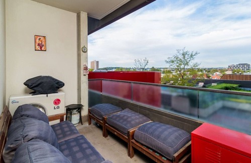 Richmond North Apartamento | Modern 1BD in the Heart of Richmond w/ Pool & Gym!